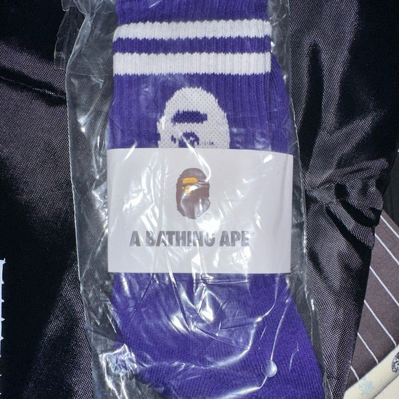 Bape- A Bathing Ape socks- Purple - NEW - Picture 1 of 2